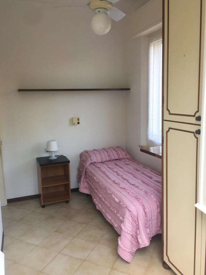 La Casa Di Clara Ombrellone Con 2 Lettini Al Lido San Giuliano Gratis E Parcheggio Privato Gratis Διαμέρισμα Ρίμινι Εξωτερικό φωτογραφία
